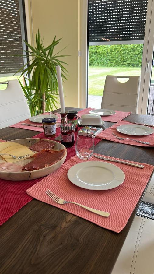 Schoenes Privatzimmer Region Hannover Springe Bagian luar foto