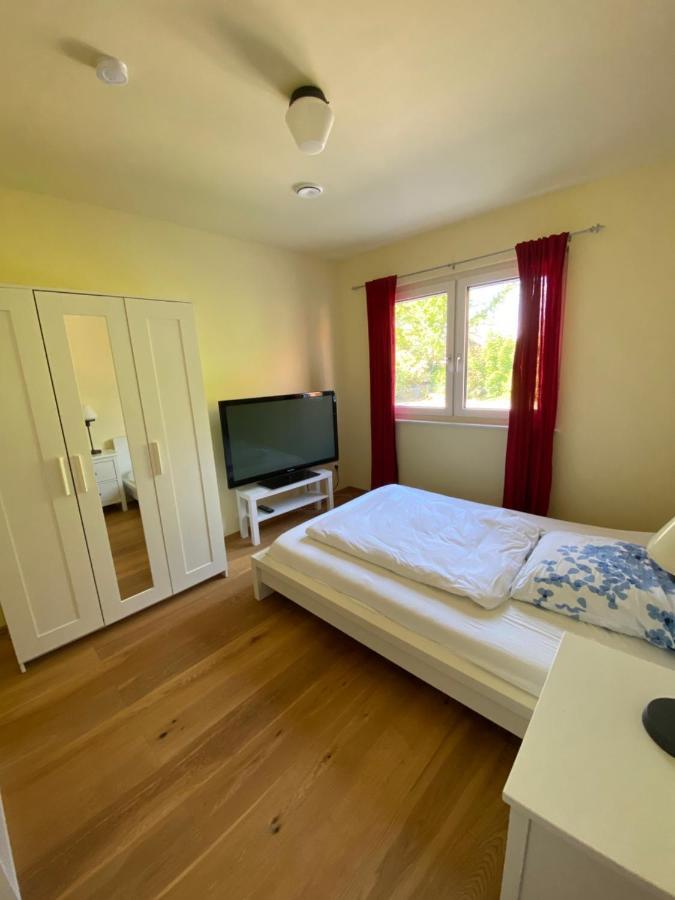 Schoenes Privatzimmer Region Hannover Springe Bagian luar foto